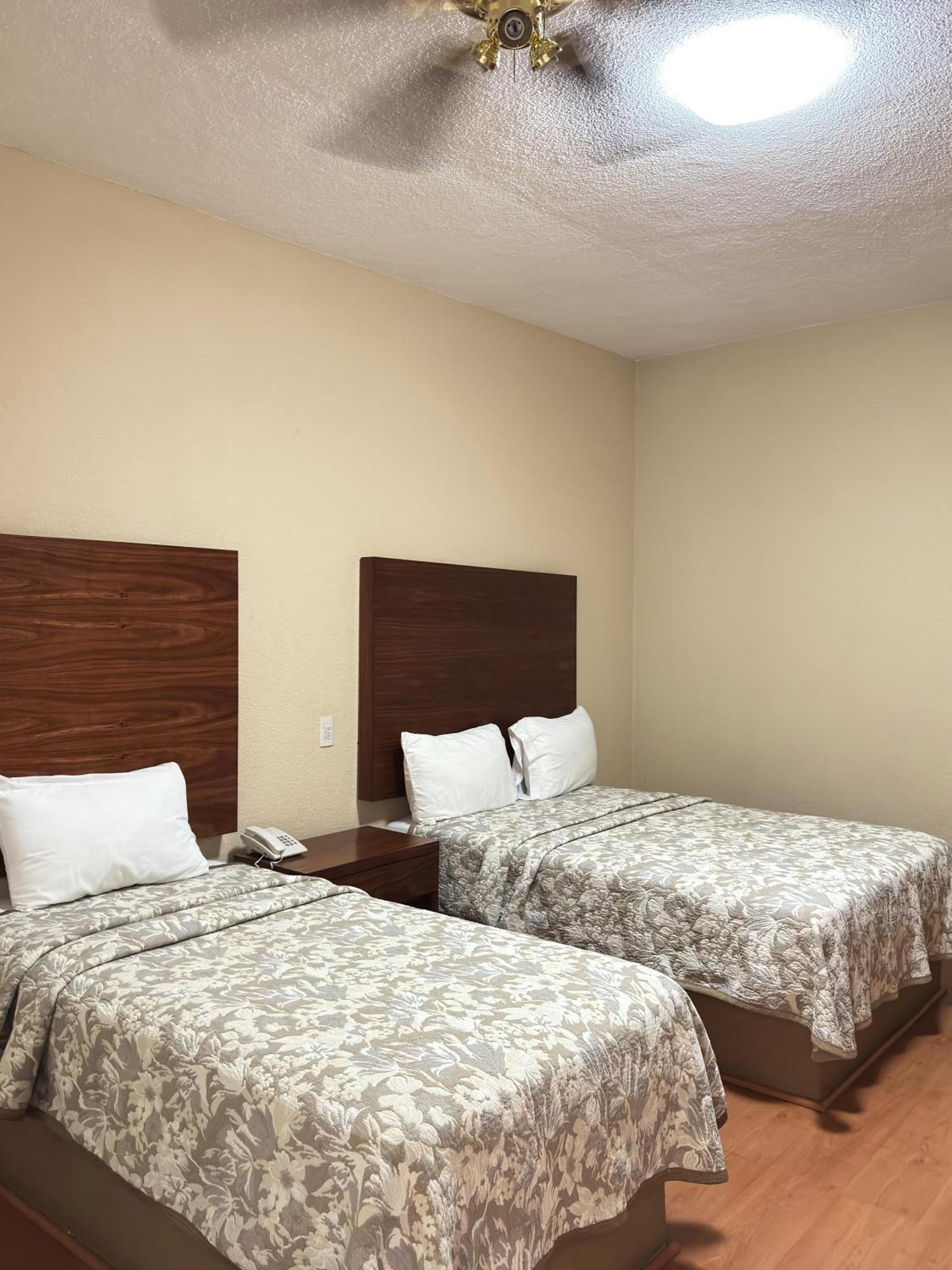 לאגוס דה מורנו Hotel Las Fuentes מראה חיצוני תמונה