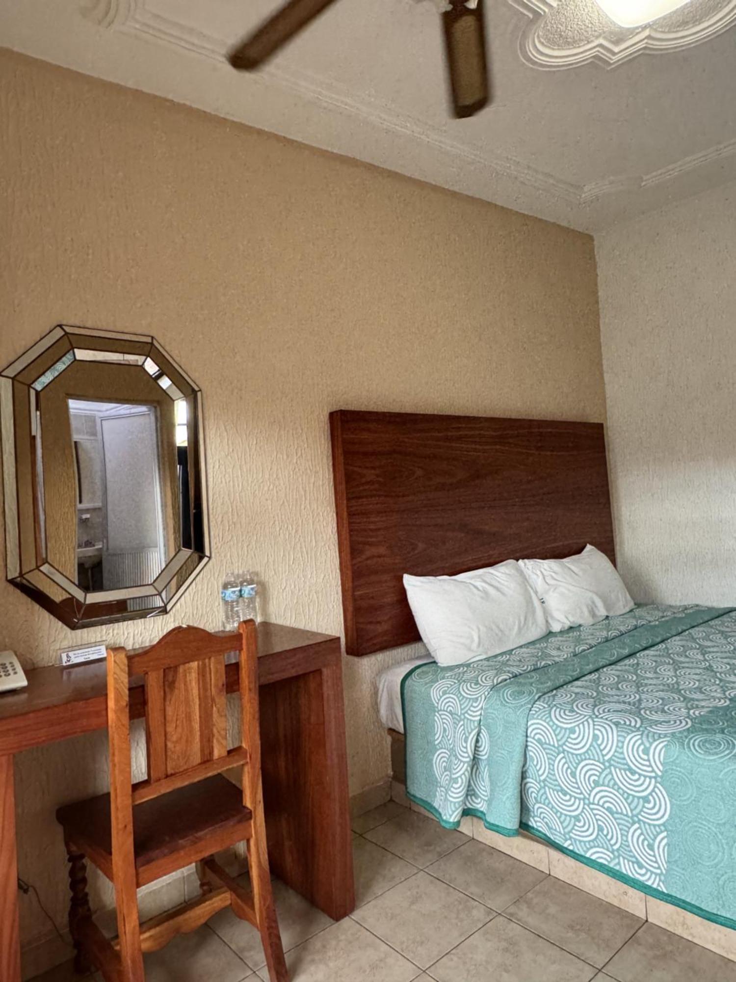 לאגוס דה מורנו Hotel Las Fuentes מראה חיצוני תמונה